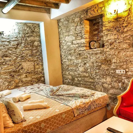 Otel Stone&wood House