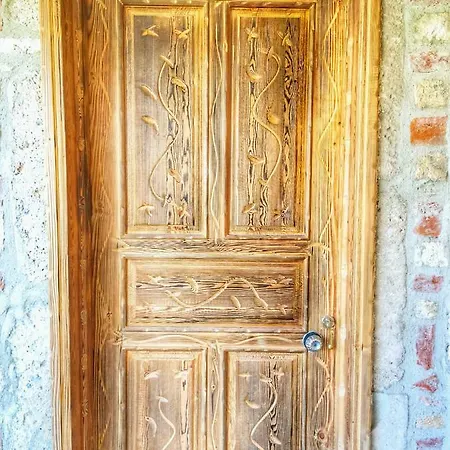 Stone&wood House Otel