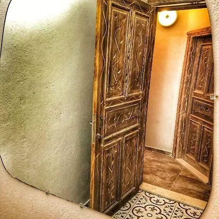 Otel Stone&wood House *