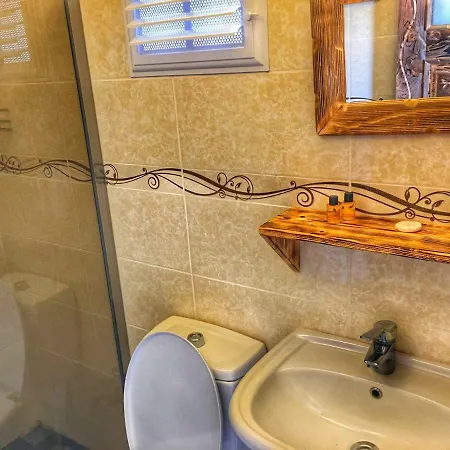 Stone&wood House Otel